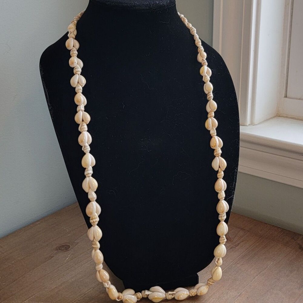Vintage 16" Shell Necklace - Very Bohemian!